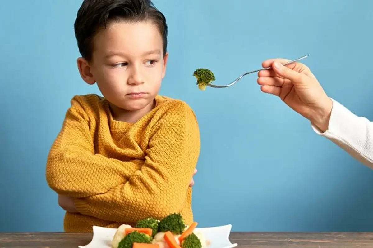 How to Help a Picky Eater Try New Foods Without Mealtime Battles
